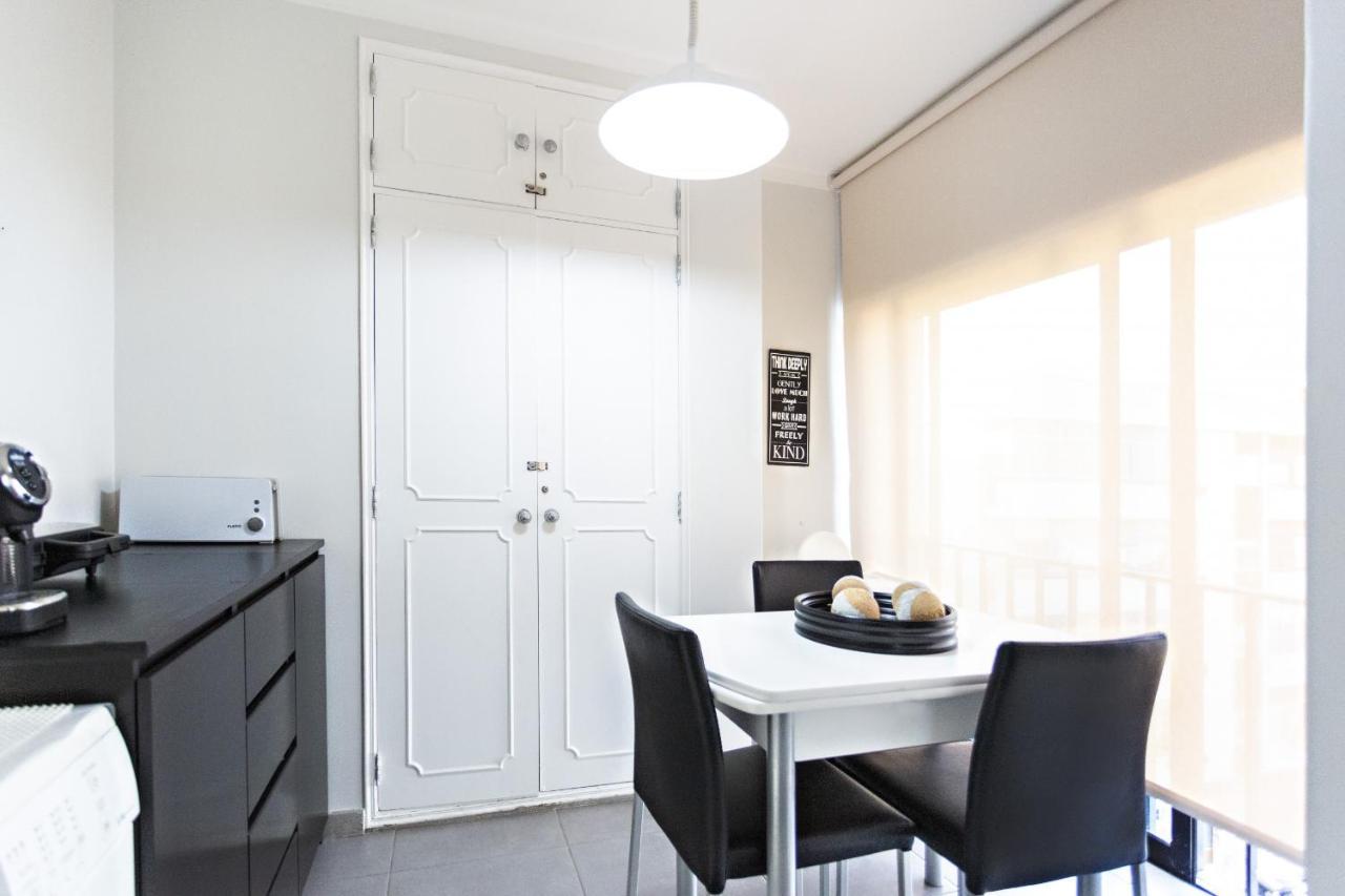 Apartamento Gulbenkian Фару Экстерьер фото